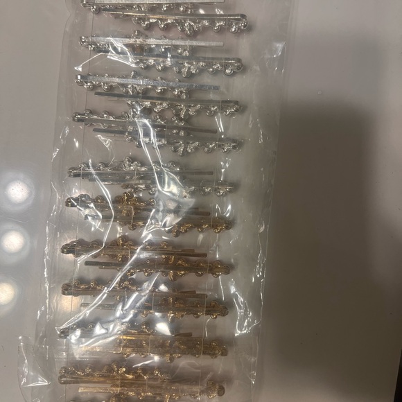 Multicolor Crystal Hair Clips Set - Picture 2 of 3